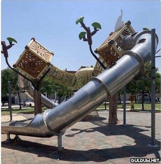 Urfa'da çocuk oyun parkına...