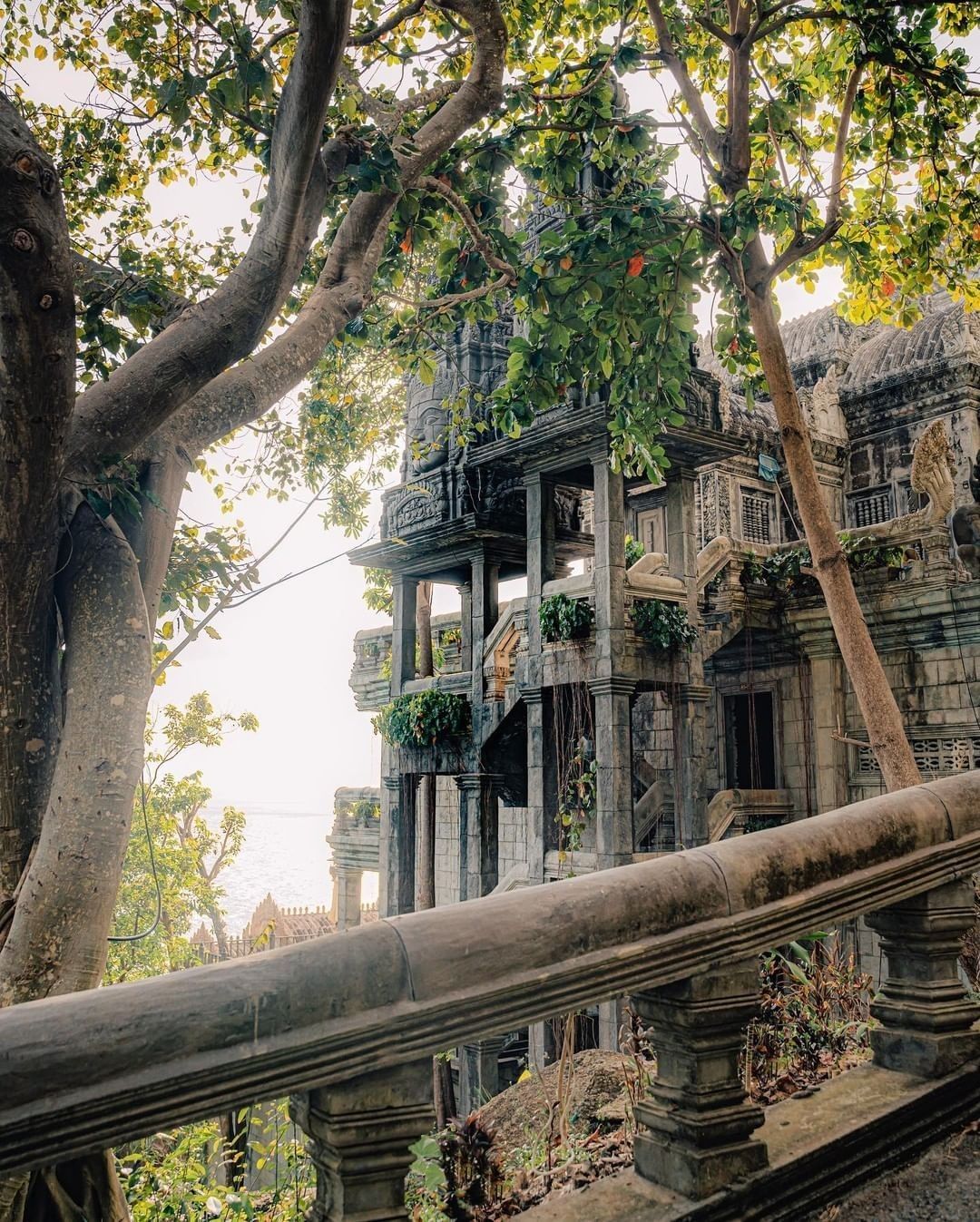An abandoned hotel in...