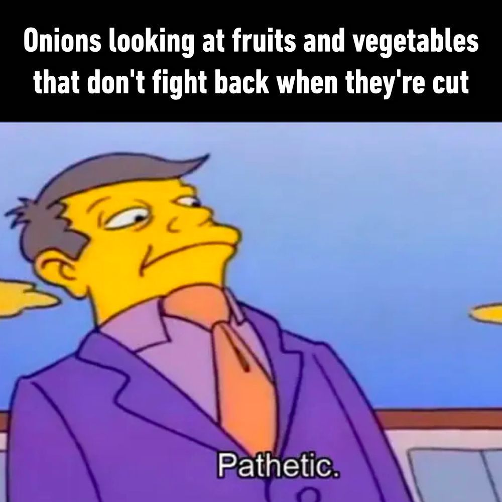 Chili: *tries to fight...
