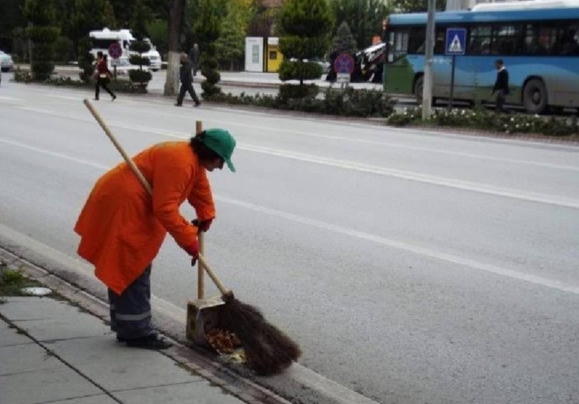 Temizlik işçileri,...