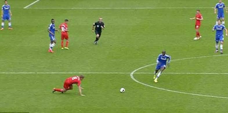 steven gerrard'ın ayağının...