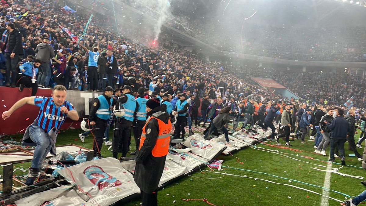 Stadın içinde Şampiyonluk...