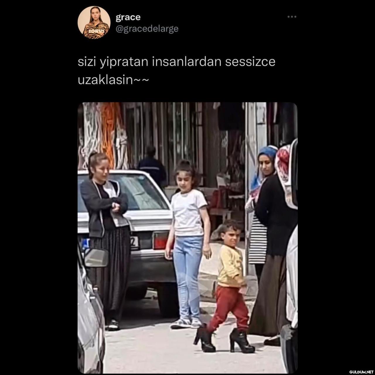 grace RONUS @gracedelarge...