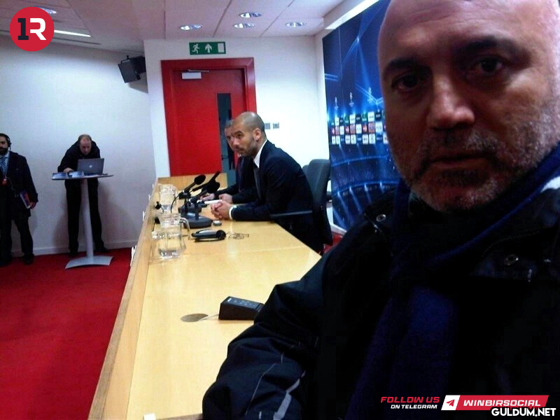 Fotoğrafta iki adet GOAT...