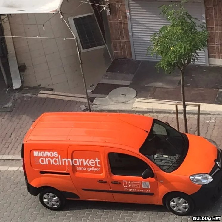 İstanbulda default bir gün...