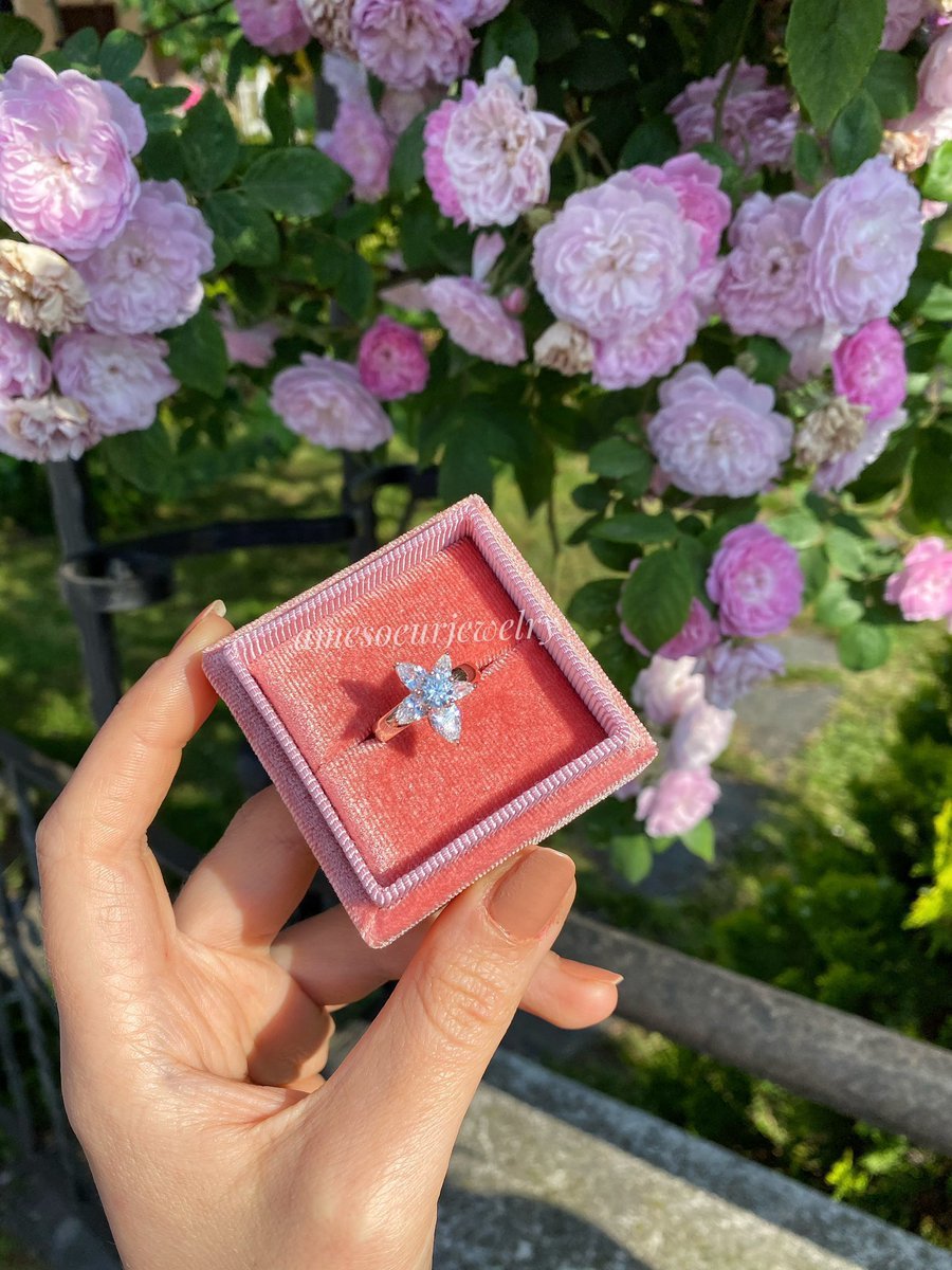 Swarovski Begonia Yüzük 🌺🍂...