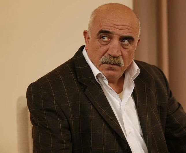 La geldik bir fırtına...