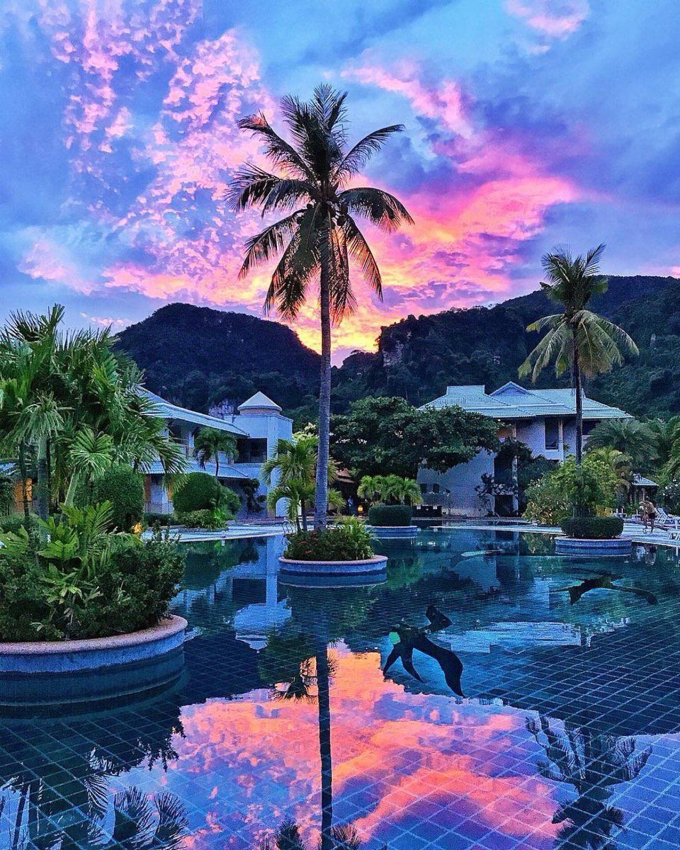 🌴 Tayland'da günbatımı....