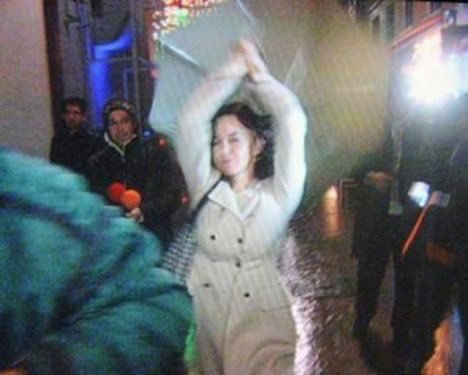 Hande Ataizi’nin kendisine...