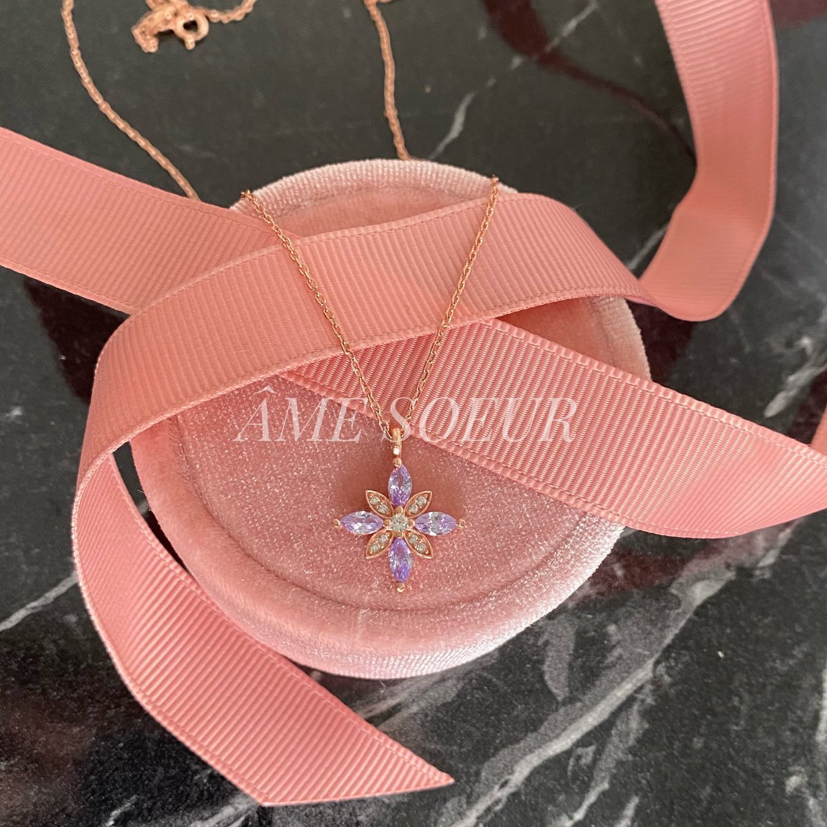 Lila Umut Çiçeği Kolye 🌺🥰...