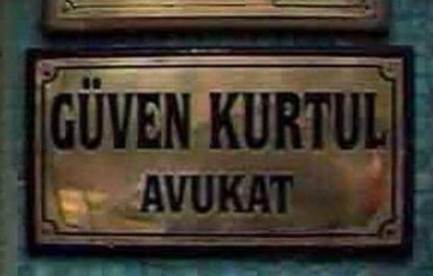 adam resmen avukat olarak...