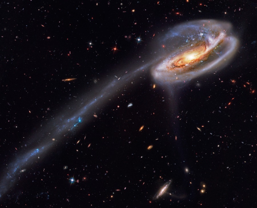 🔭 Uzay teleskobu hubble...