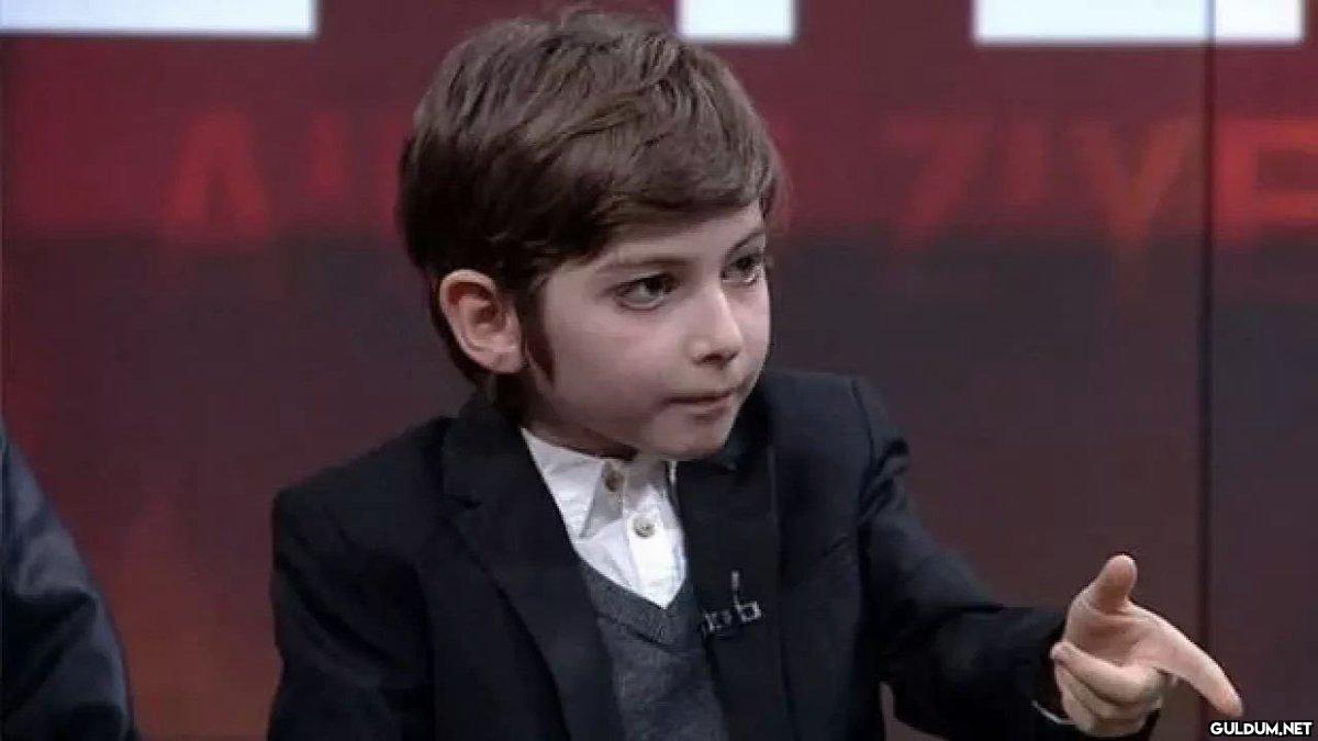 5 ayda 250 kitap bitiren /...