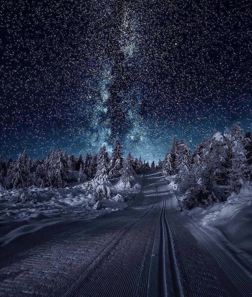 📸 Norveç'te gece....