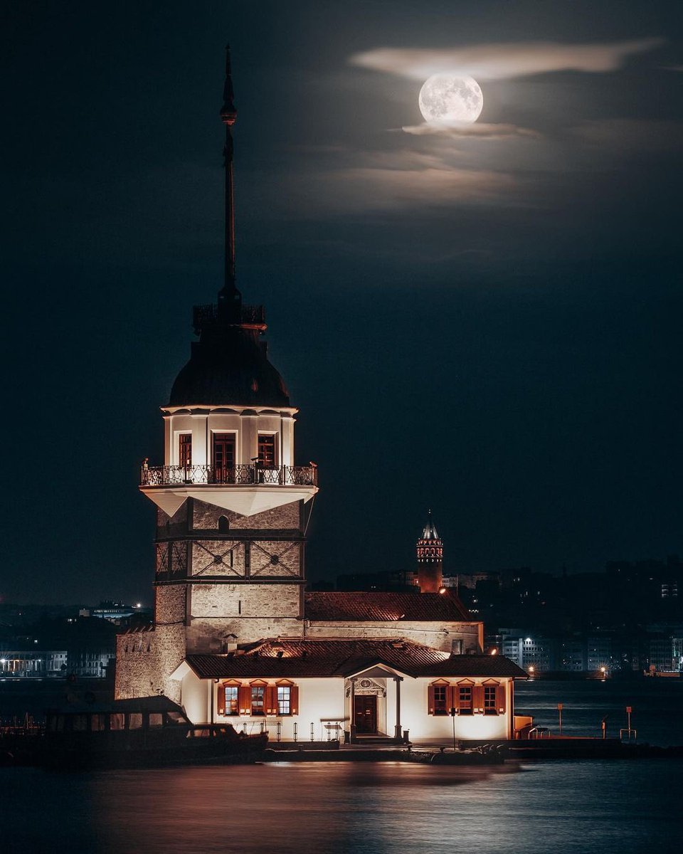 Dolunay ve İstanbul...