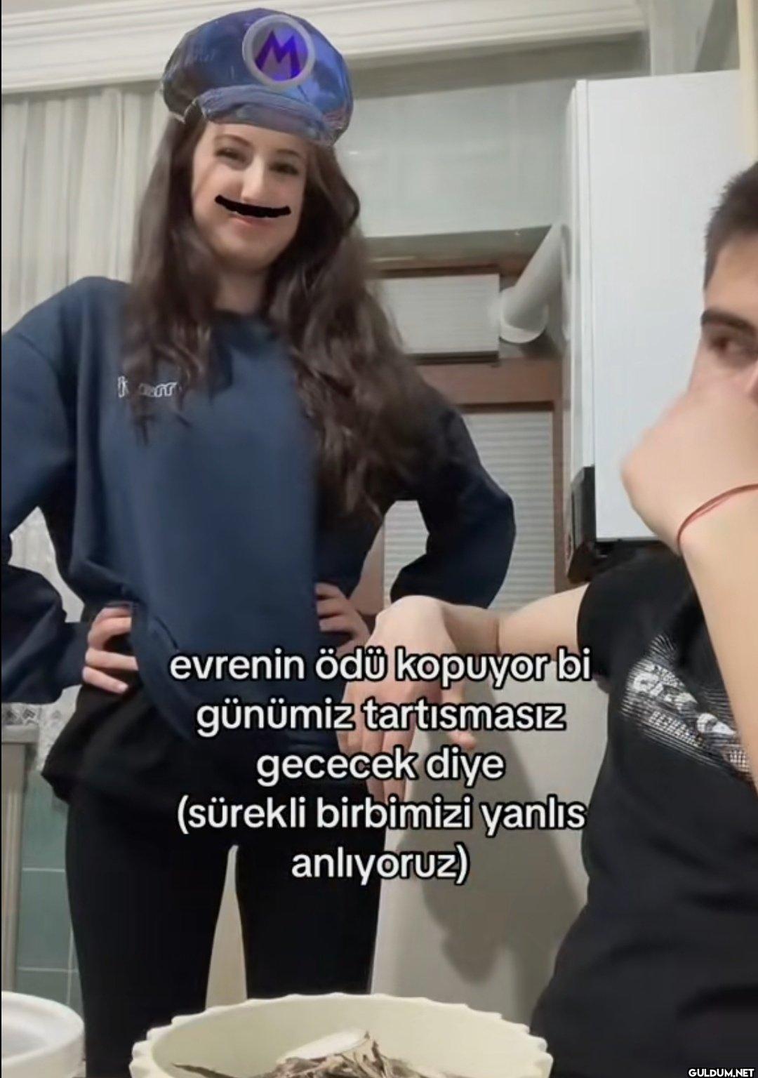 evrenin ödü kopuyor bi...