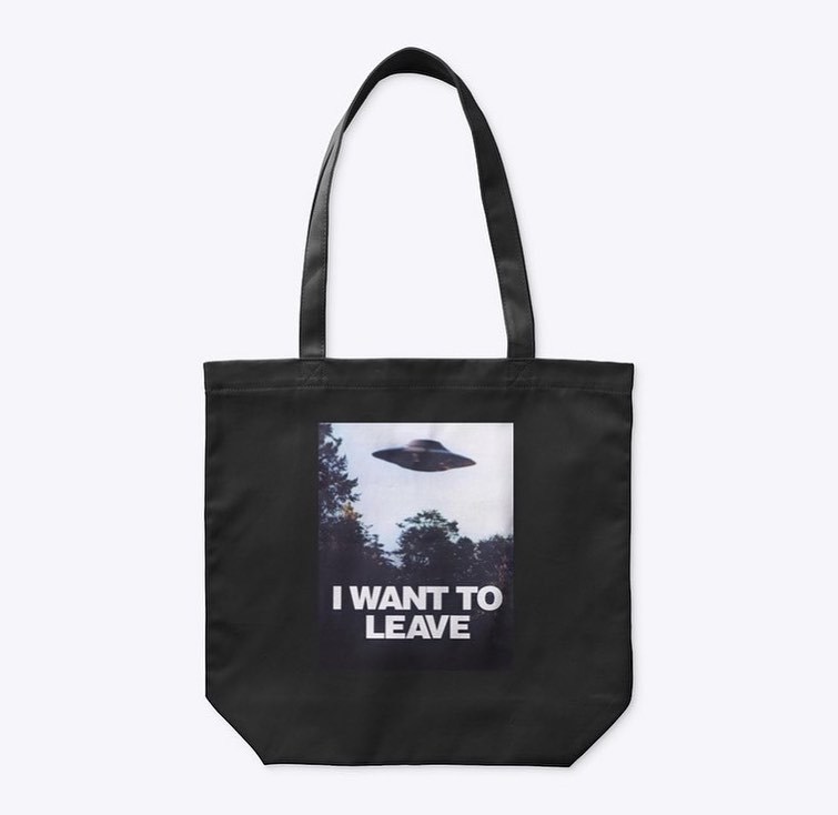 LINK IN BIO 🔗👕 WORLDWIDE...