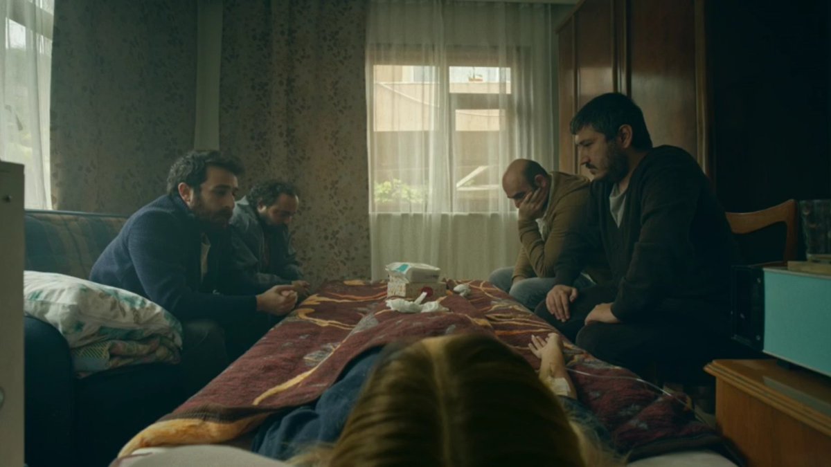 Özge'yi alır ikiye katlar...