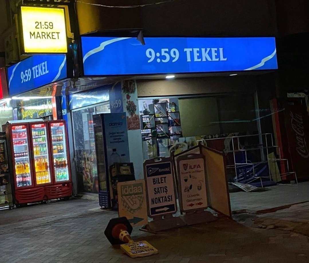 mizah desen var akahsksjs...