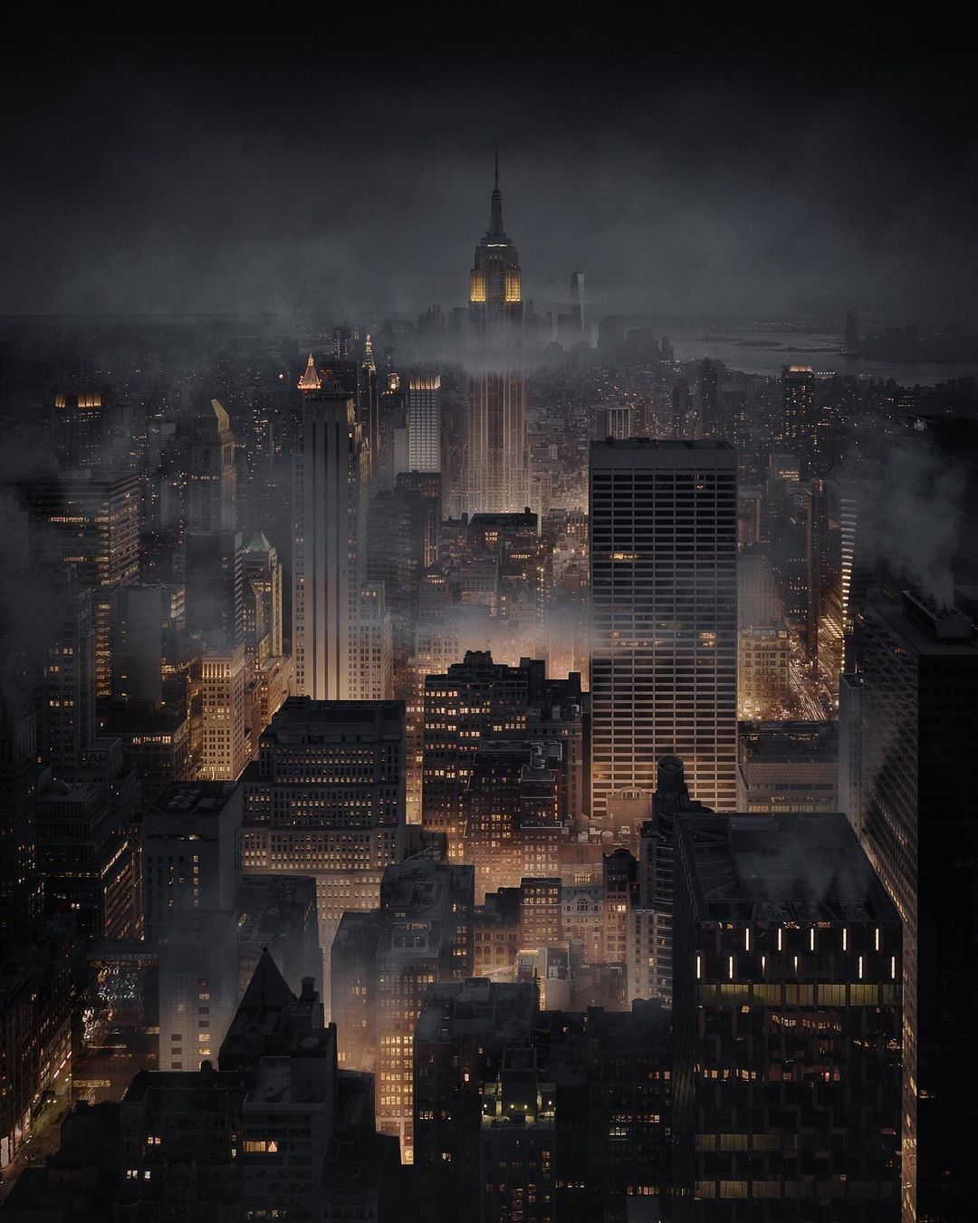 An evening in Gotham 🦇...