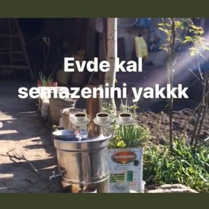 Mevleviler seri üzgün   Kaynak