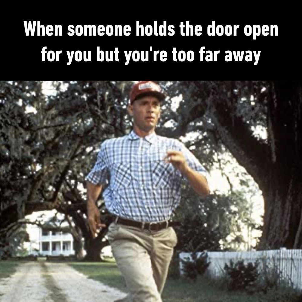 🏃‍♂️💨 - #run #holddoor...