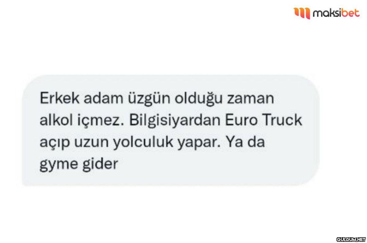 Erkek adam üzgün olduğu...