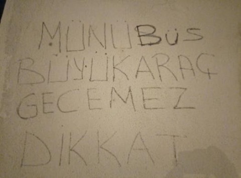 Minibüsler rahat olsun.   Kaynak