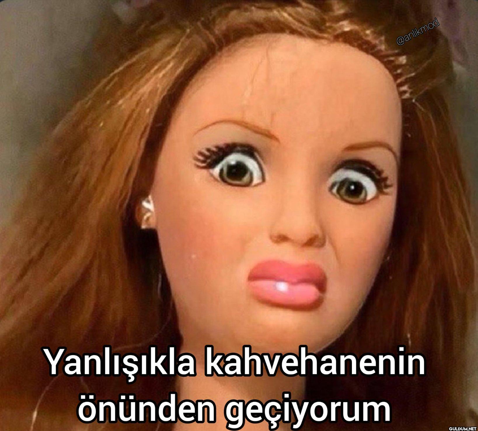 Yanlışıkla kahvehanenin...