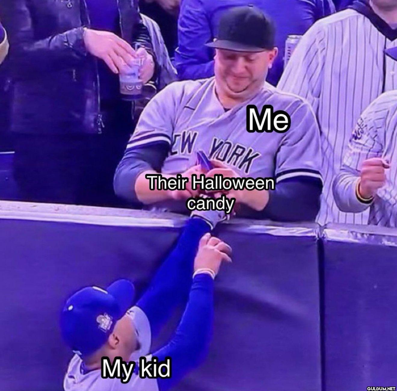 Me W YORK Their Halloween...