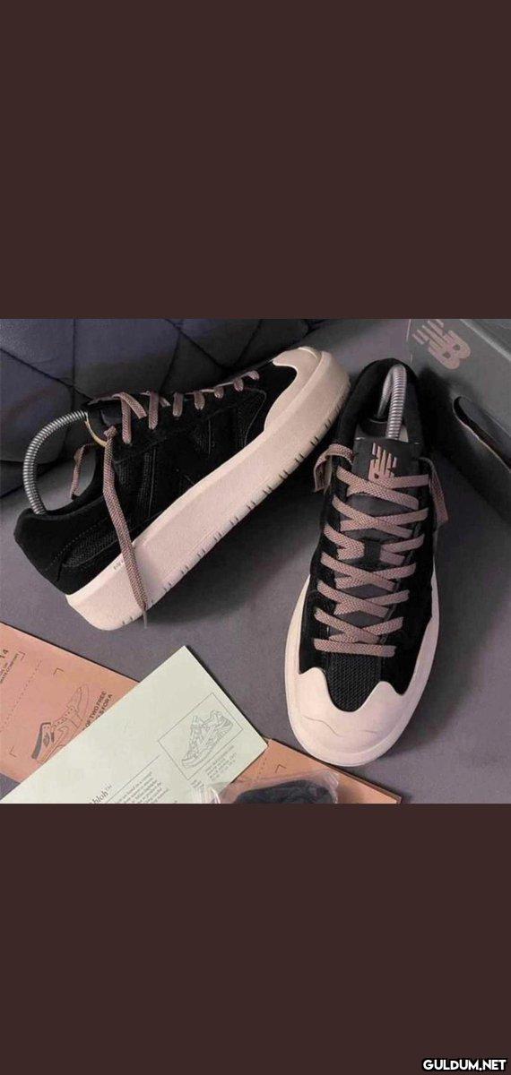 New Balance Ürünleri...