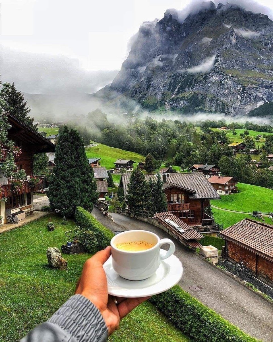İsviçre’de Sabah. ☕️⛅️...