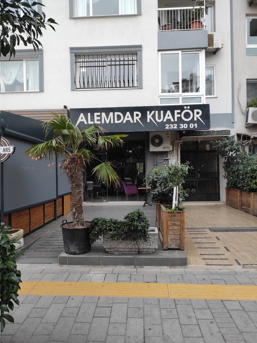 Sakal kesmiyorum, kafa...
