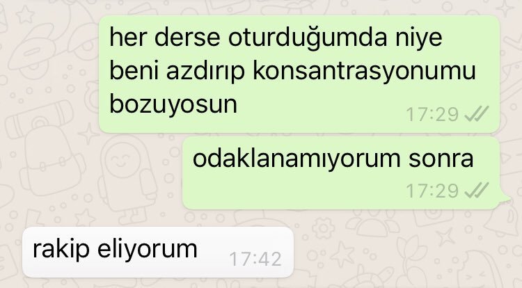 La O her derse oturduğumda...