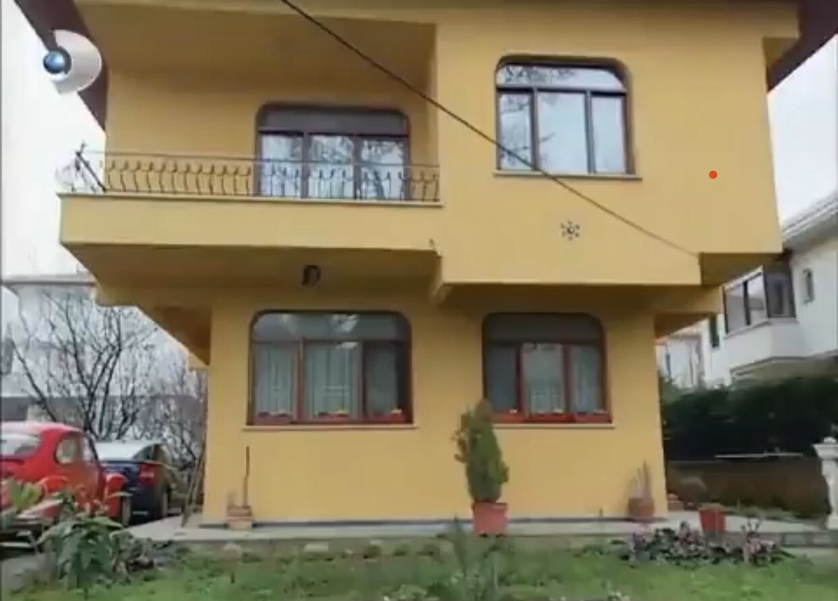Görünce huzur veren,...