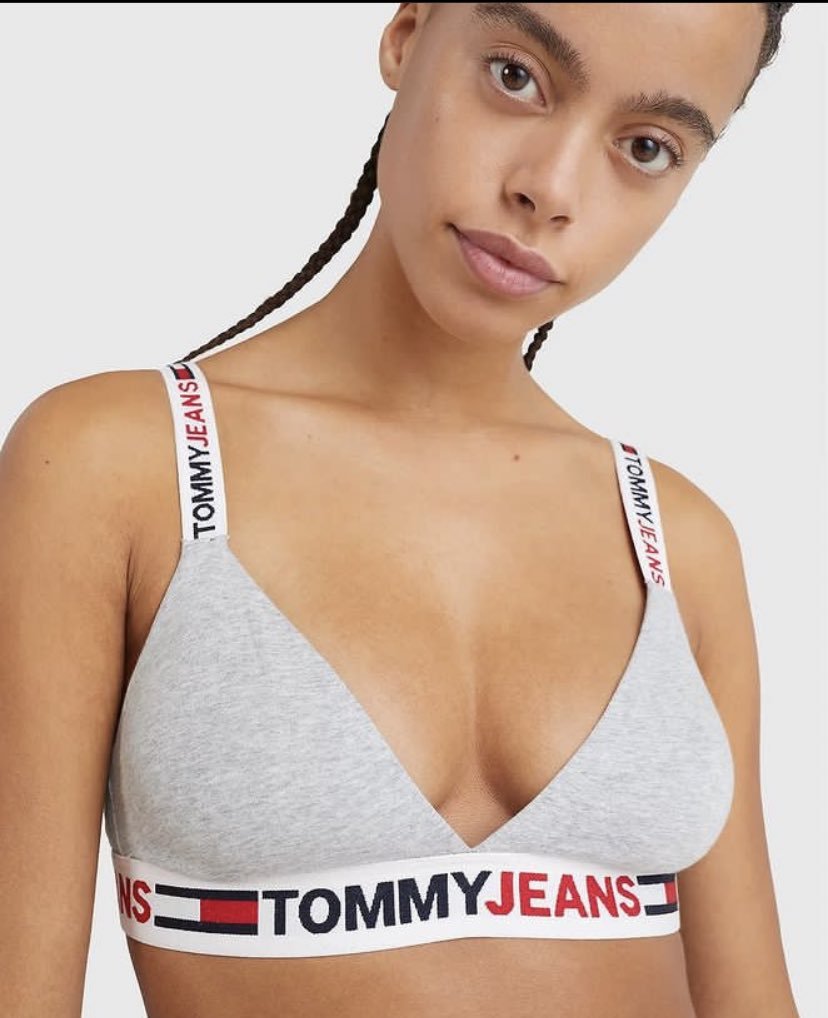 Tommy Hilfiger Ürünlerinde...