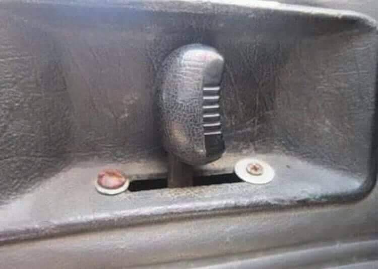 Bunun ne olduğunu bilen...