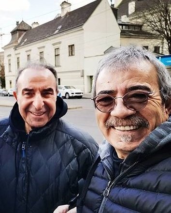 -Bende sana ait kıymetli...