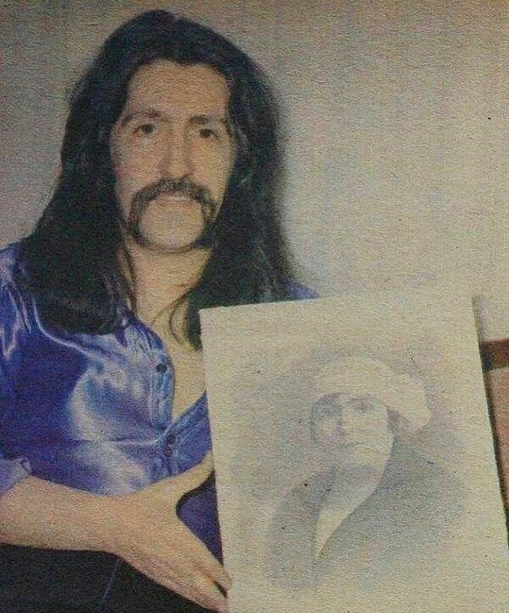 📸 Barış Manço ve...