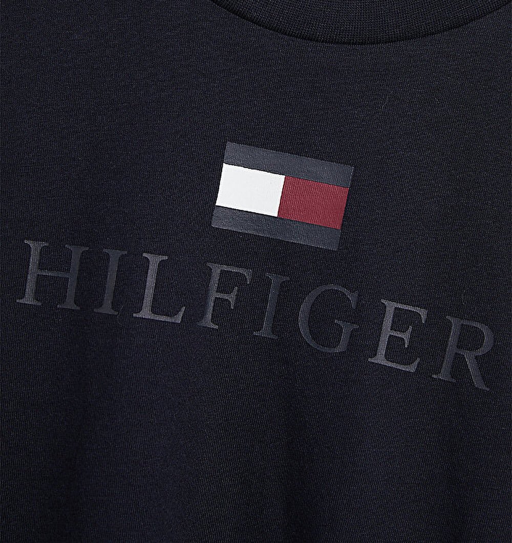 Tommy Hilfiger ürünleri bu...