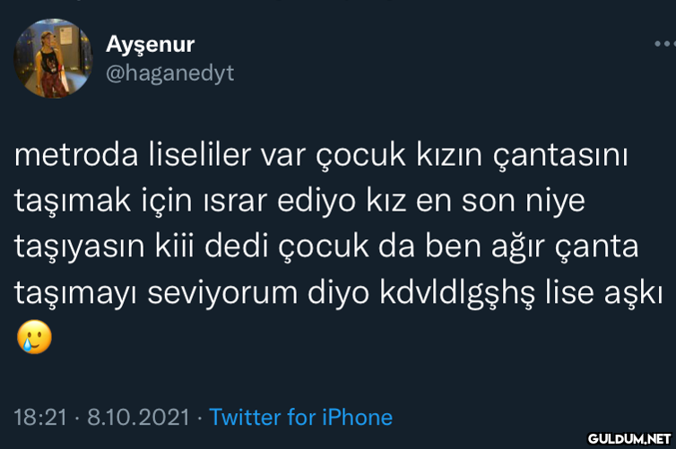 Ayşenur @haganedyt metroda...