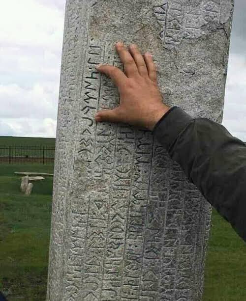"Türkler, taşı oyup ona...
