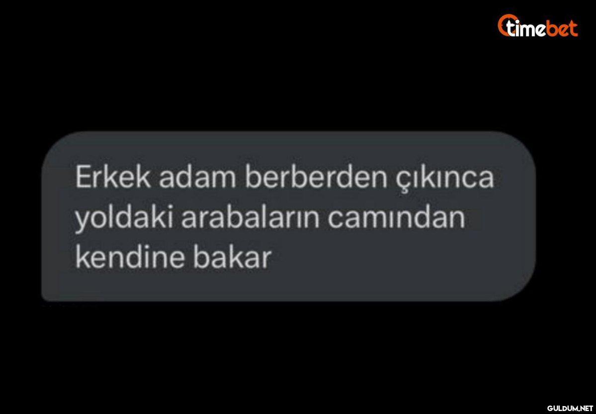 Erkek adam berberden...
