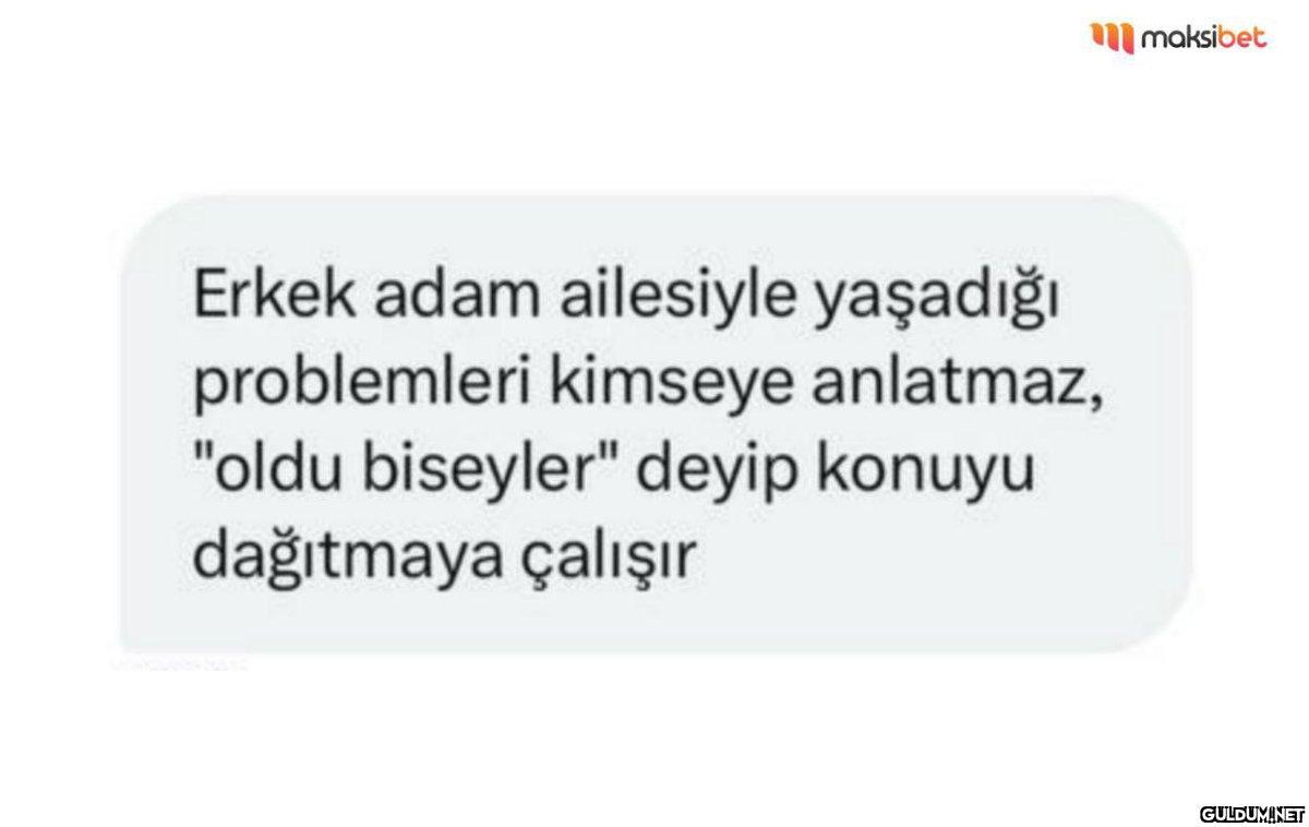 Erkek adam ailesiyle...