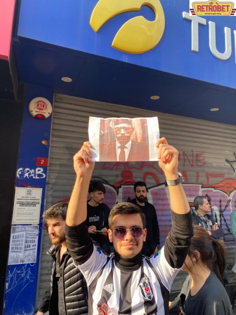 LAN OLUMSHDJDNDJD...