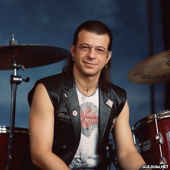 30- Baterist Ekrem...