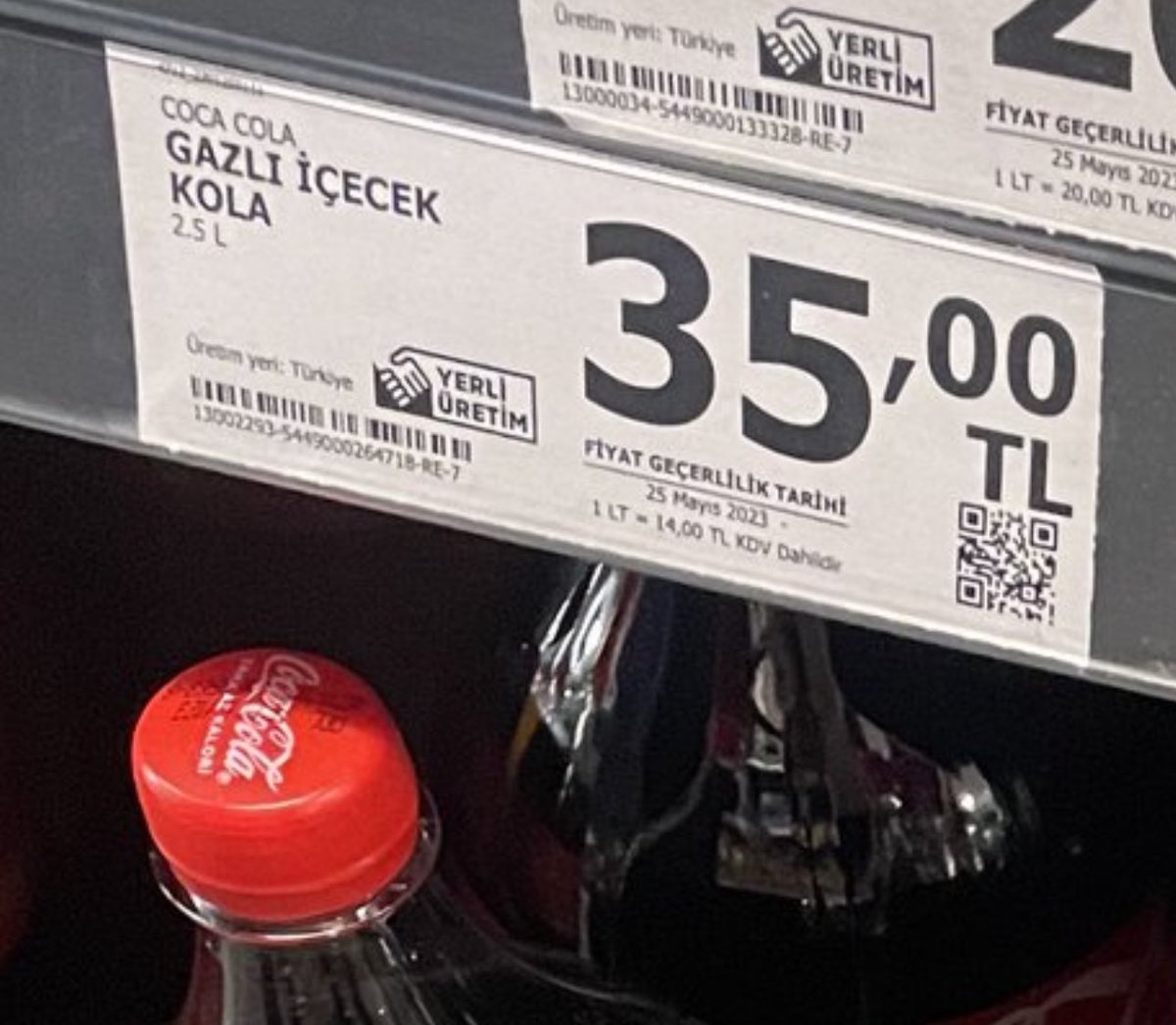 dış minnaklar yapıyor...