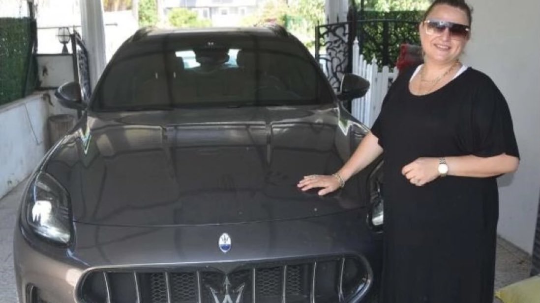 Maserati kullanan polisin...