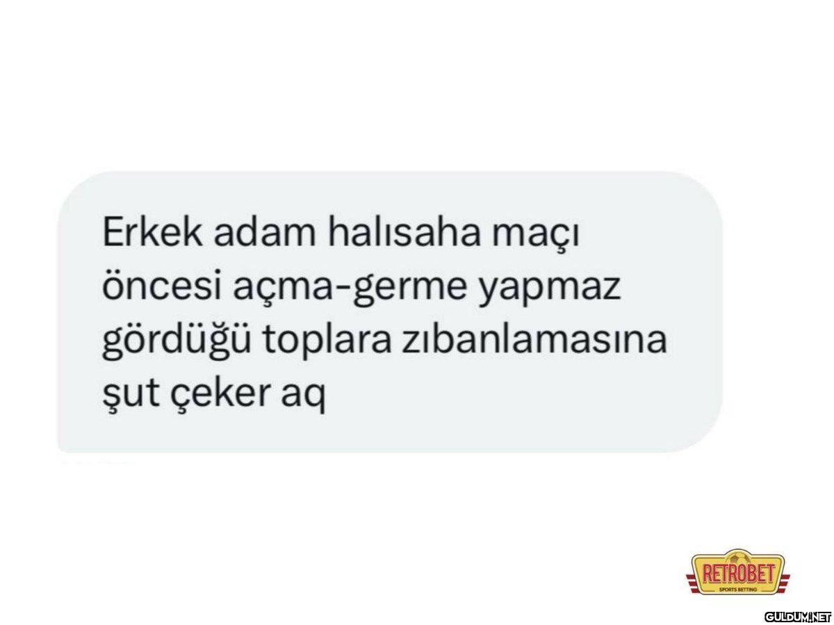 Erkek adam halısaha maçı...