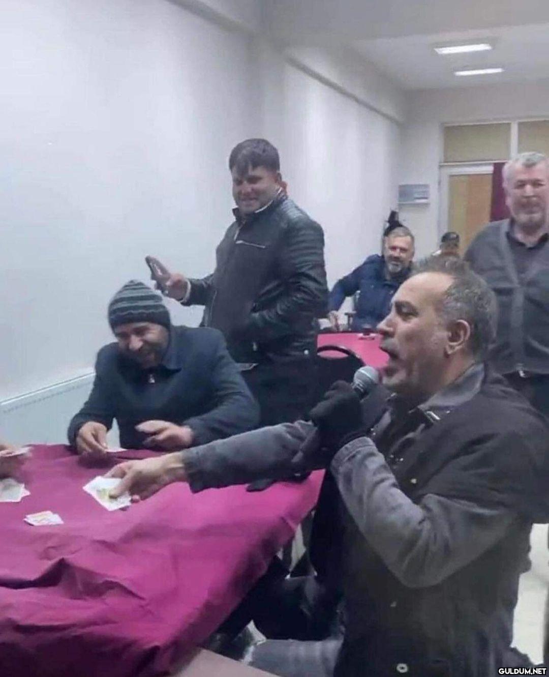 kaydır kafan dağılsın...
